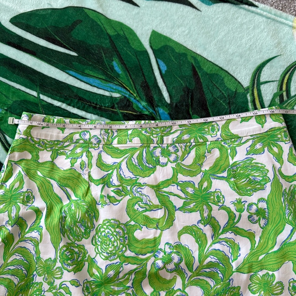 Lilly Pulitzer Green and White Mini Skirt - Picture 11 of 12